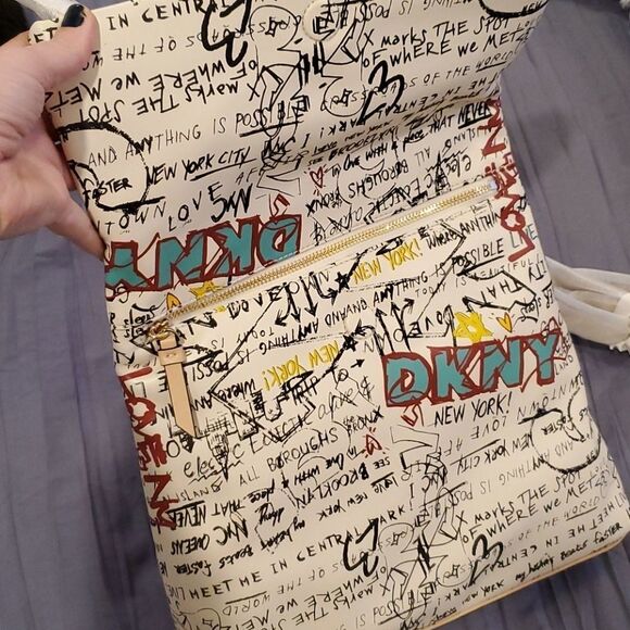 DKNY Tilly graffiti print  backpack in cream w/graffiti print, new with tags! - Picture 11 of 14